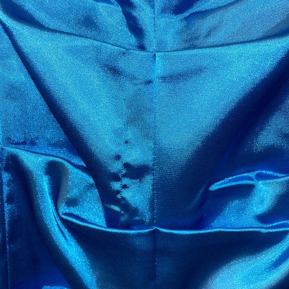 Electric Blue Bodycon Dress (size 5/6) - Picture 4 of 10